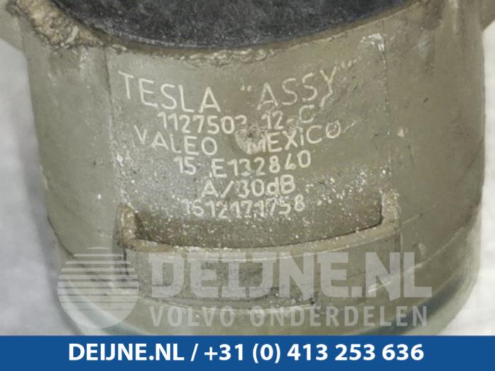 Usados Sensor PDC Tesla Model S 75D Precio € 36,30 IVA incluido ofrecido por van Deijne Onderdelen Uden B.V.