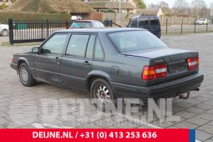 Usagé Vitre supplémentaire 4portes arrière gauche Volvo 940 II 2.3i Prix € 50,00 Règlement à la marge proposé par van Deijne Onderdelen Uden B.V.