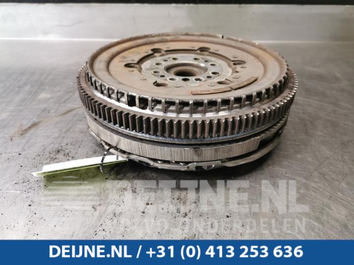 Clutch kit (complete) from a Ford Transit Custom 2.2 TDCi 16V FWD 2013