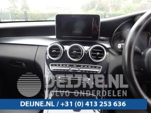 Used Middle console Mercedes C (W205) C-220 2.2 CDI BlueTEC, C-220 d 16V Price € 140,00 Margin scheme offered by van Deijne Onderdelen Uden B.V.