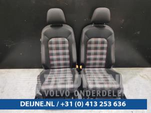 Gebrauchte Verkleidung Set (komplett) Volkswagen Golf VII (AUA) 2.0 GTI 16V Preis € 450,00 Margenregelung angeboten von van Deijne Onderdelen Uden B.V.