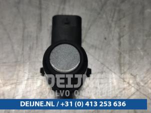 Używane Czujnik parkowania Volkswagen Golf VII (AUA) 2.0 GTI 16V Performance Package Cena € 14,00 Procedura marży oferowane przez van Deijne Onderdelen Uden B.V.