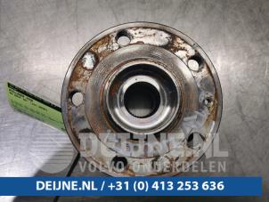 Used Front wheel bearing Volkswagen Golf VII (AUA) 2.0 GTI 16V Performance Package Price € 90,00 Margin scheme offered by van Deijne Onderdelen Uden B.V.