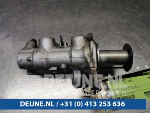 Używane Glówny cylinder hamulcowy Volkswagen Golf VII (AUA) 2.0 GTI 16V Cena € 125,00 Procedura marży oferowane przez van Deijne Onderdelen Uden B.V.