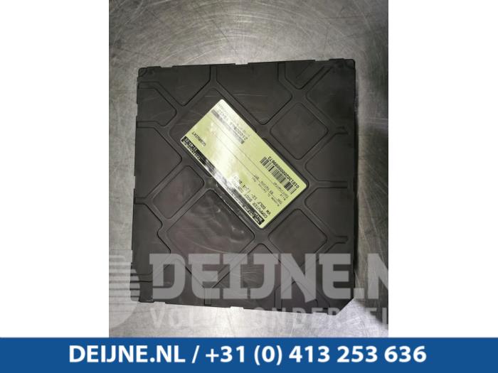 Used Body control computer Volkswagen Golf VII (AUA) 2.0 GTI 16V Price € 29,00 Margin scheme offered by van Deijne Onderdelen Uden B.V.