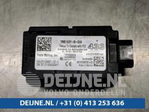 Used Tyre pressure antenna Tesla Model S 75D Price on request offered by van Deijne Onderdelen Uden B.V.