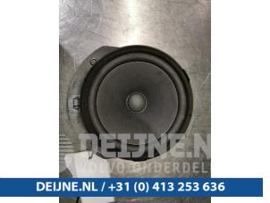 Usados Altavoz Tesla Model S 75D Precio € 48,40 IVA incluido ofrecido por van Deijne Onderdelen Uden B.V.