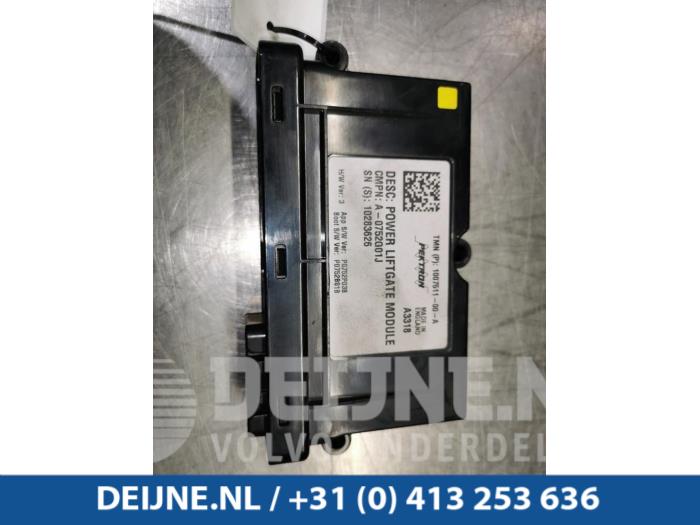 Używane Modul silnika tylnej klapy Tesla Model S 75D Cena € 48,40 Z VAT oferowane przez van Deijne Onderdelen Uden B.V.