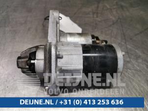 Usados Motor de arranque Renault Captur (2R) 0.9 Energy TCE 12V Precio € 17,00 Norma de margen ofrecido por van Deijne Onderdelen Uden B.V.