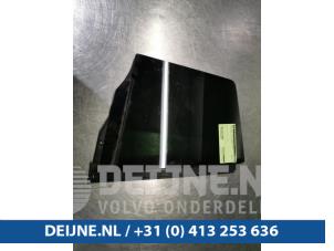 Gebrauchte Zusätzliches Fenster 4-türig rechts hinten Tesla Model X 100D Preis € 121,00 Mit Mehrwertsteuer angeboten von van Deijne Onderdelen Uden B.V.