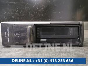 Used CD changer Porsche 911 (996) 3.6 Carrera 4 24V Price € 200,00 Margin scheme offered by van Deijne Onderdelen Uden B.V.