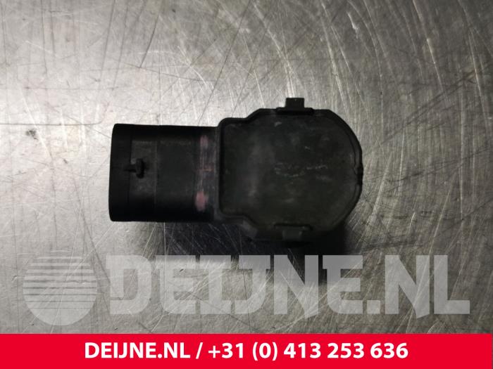 Usados Sensor PDC Volvo V40 (MV) 2.0 D4 16V Precio € 20,00 Norma de margen ofrecido por van Deijne Onderdelen Uden B.V.