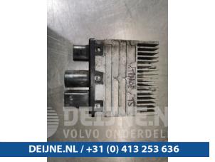Ordinateur refroidisseur d'un Volkswagen Transporter T5 1.9 TDi 2004