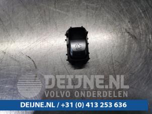 Used Switch Mercedes GLC (X253) 2.0 250 16V 4-Matic Price € 20,00 Margin scheme offered by van Deijne Onderdelen Uden B.V.