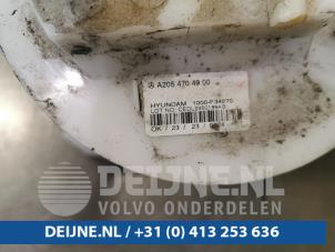 Usagé Pompe à carburant Mercedes GLC (X253) 2.0 250 16V 4-Matic Prix € 100,00 Règlement à la marge proposé par van Deijne Onderdelen Uden B.V.