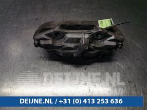 Usagé Etrier de frein (pince) avant droit Mercedes GLC (X253) 2.0 250 16V 4-Matic Prix € 180,00 Règlement à la marge proposé par van Deijne Onderdelen Uden B.V.