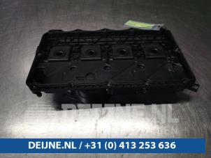 Używane Pokrywa zaworów Citroen Jumper Cena € 121,00 Z VAT oferowane przez van Deijne Onderdelen Uden B.V.