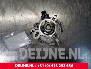 Used Vacuum pump (diesel) Volvo XC60 II (UZ) 2.0 D4 16V Price € 60,00 Margin scheme offered by van Deijne Onderdelen Uden B.V.