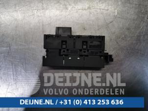 Gebrauchte Start/Stopp Schalter Volkswagen Golf VII (AUA) 1.6 TDI BlueMotion 16V Preis € 25,00 Margenregelung angeboten von van Deijne Onderdelen Uden B.V.