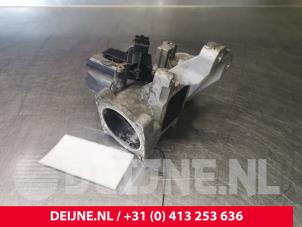 Used EGR valve Volvo S80 (AR/AS) 2.4 D 20V Price € 100,00 Margin scheme offered by van Deijne Onderdelen Uden B.V.