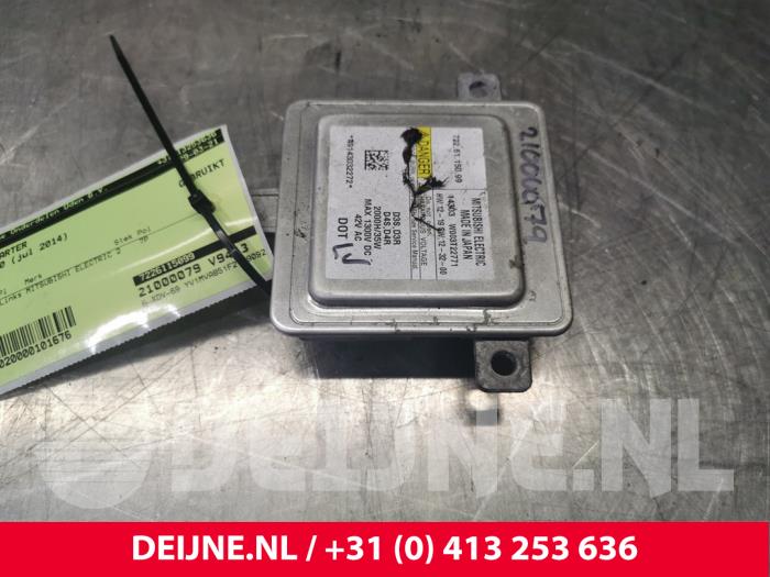 Używane Starter ksenonowy Volvo V40 (MV) 2.0 D4 16V Cena € 50,00 Procedura marży oferowane przez van Deijne Onderdelen Uden B.V.