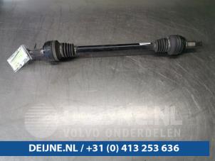 Używane Os napedowa lewy tyl Porsche Cayenne II (92A) 3.0 D V6 24V Cena € 100,00 Procedura marży oferowane przez van Deijne Onderdelen Uden B.V.