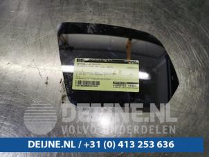 Used Mirror glass, right Mercedes Vito (447.6) 2.2 114 CDI 16V Price € 24,20 Inclusive VAT offered by van Deijne Onderdelen Uden B.V.