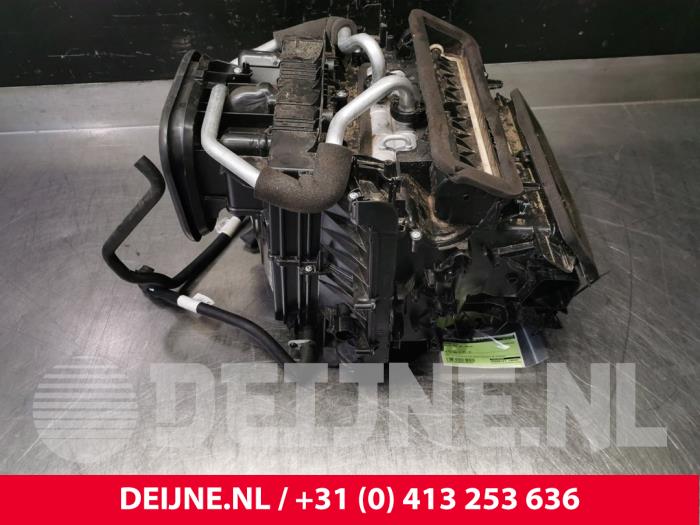 Cuerpo de calefactor de un Volvo V60 II (ZW) 2.0 D3 16V 2019