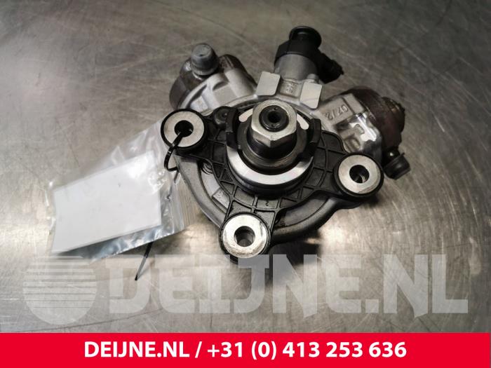 Mechaniczna pompa paliwa z Volvo S60 II (FS) 2.0 D3 20V 2014
