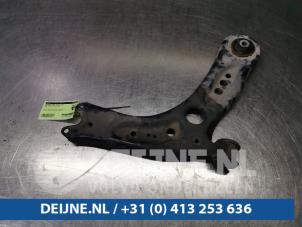 Usagé Bras de suspension bas avant droit Audi A3 Sportback (8VA/8VF) 1.4 TFSI 16V e-tron Prix € 40,00 Règlement à la marge proposé par van Deijne Onderdelen Uden B.V.