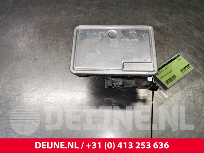 Używane Pompa ABS Volvo V60 II (ZW) 2.0 D3 16V Cena € 350,00 Procedura marży oferowane przez van Deijne Onderdelen Uden B.V.