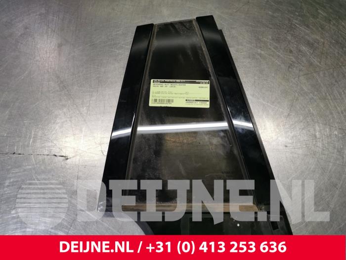 Usados Ventanilla triangular derecha detrás Volvo V60 II (ZW) 2.0 D3 16V Precio € 125,00 Norma de margen ofrecido por van Deijne Onderdelen Uden B.V.