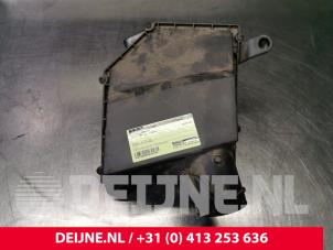 Używane Obudowa filtra powietrza Volvo V60 II (ZW) 2.0 D3 16V Cena € 100,00 Procedura marży oferowane przez van Deijne Onderdelen Uden B.V.