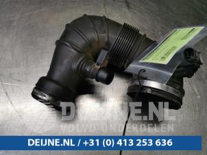 Używane Waz ssacy powietrza Mercedes E (W212) E-300 BlueTec Hybrid V6 24V Cena € 20,00 Procedura marży oferowane przez van Deijne Onderdelen Uden B.V.