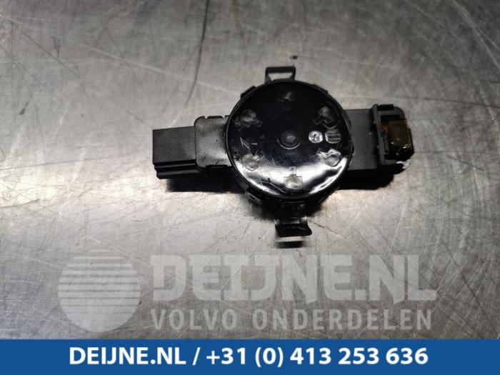 Begagnade Regnsensor Audi A6 Avant (C7) 3.0 TDI V6 24V Quattro Pris € 30,00 Marginaltabell erbjuds av van Deijne Onderdelen Uden B.V.
