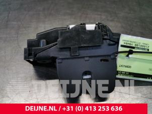 Used Tailgate lock mechanism Citroen Berlingo Multispace 1.6 HDi 90 Price € 24,20 Inclusive VAT offered by van Deijne Onderdelen Uden B.V.