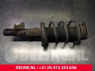 Used Front shock absorber rod, left Volvo V50 (MW) 2.0 D 16V Price € 60,00 Margin scheme offered by van Deijne Onderdelen Uden B.V.