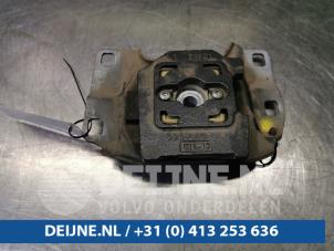 Usagé Support moteur Ford Focus 3 1.6 Ti-VCT 16V 125 Prix € 30,00 Règlement à la marge proposé par van Deijne Onderdelen Uden B.V.