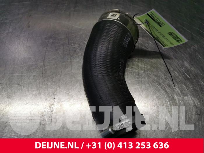 Intercooler Hose Volvo V60 II 2 0 D3 16V P31686561 D4204T16 Intercooler Hose Volvo V60 II 2 0 D3 16V P31686561 D4204T16