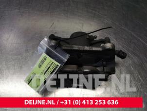 Używane Zacisk hamulcowy prawy przód Audi A3 Sportback (8VA/8VF) 1.4 TFSI 16V e-tron Cena € 40,00 Procedura marży oferowane przez van Deijne Onderdelen Uden B.V.