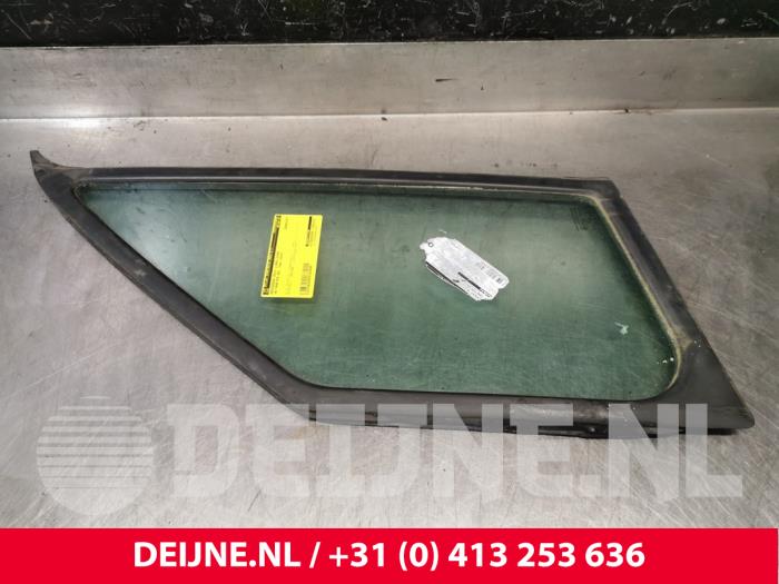 Usados Ventanilla triangular izquierda delante Volkswagen Crafter 2.5 TDI 30/35/50 Precio € 48,40 IVA incluido ofrecido por van Deijne Onderdelen Uden B.V.