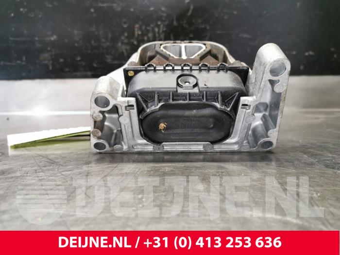 Support moteur d'un Volkswagen Polo V (6R) 1.4 TDI DPF BlueMotion technology 2015