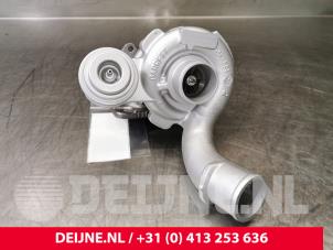 Revisado Turbo Opel Vivaro Precio € 302,50 IVA incluido ofrecido por van Deijne Onderdelen Uden B.V.