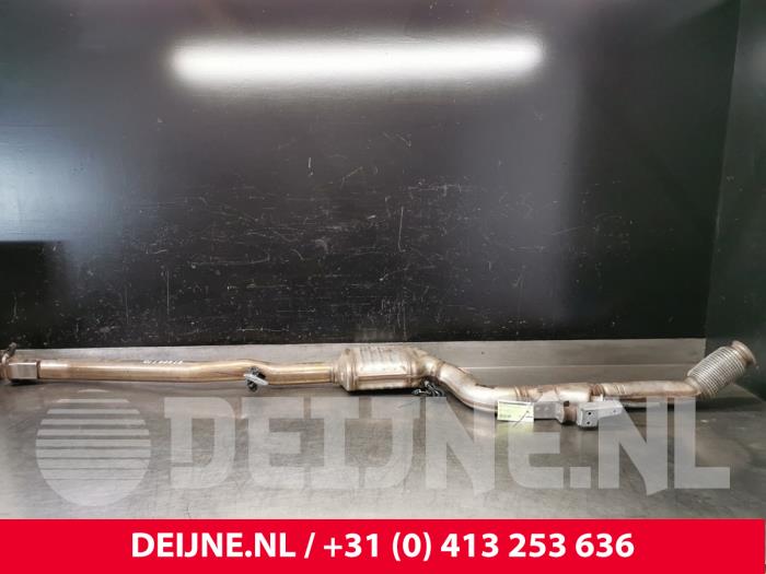 Usagé Catalyseur Mercedes C (W205) C-220 2.2 CDI BlueTEC, C-220 d 16V Prix € 135,00 Règlement à la marge proposé par van Deijne Onderdelen Uden B.V.