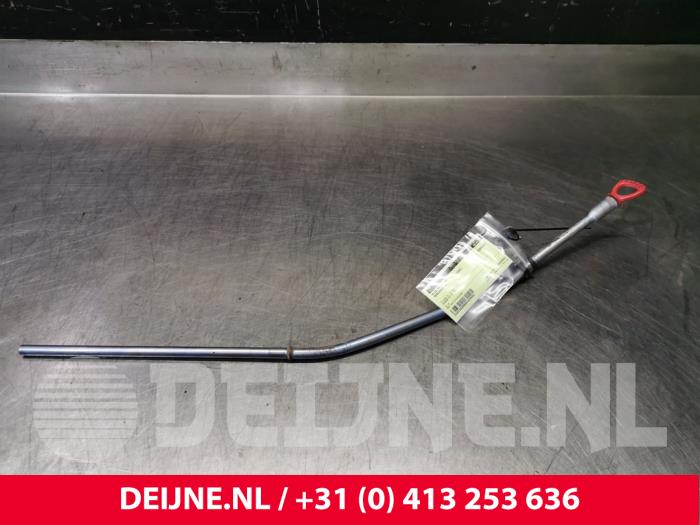 Gebrauchte Ölmessstab Mercedes Vito Preis € 18,15 Mit Mehrwertsteuer angeboten von van Deijne Onderdelen Uden B.V.