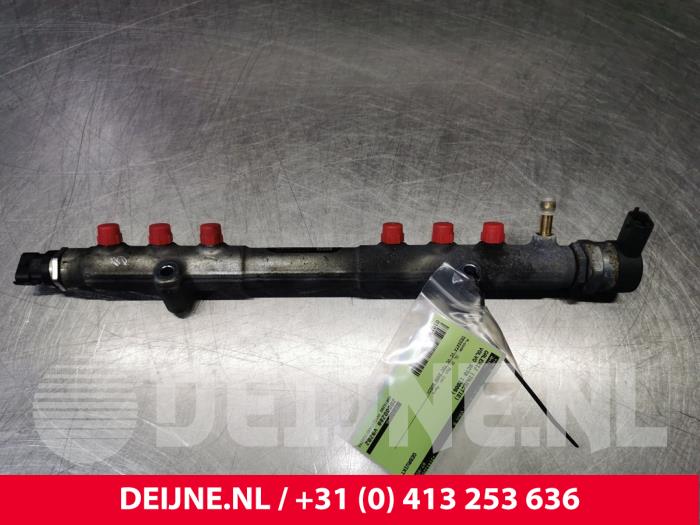 Usagé Système d'injection Volvo XC70 (SZ) XC70 2.4 D5 20V Prix € 35,00 Règlement à la marge proposé par van Deijne Onderdelen Uden B.V.