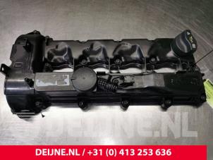 Usados Tapa de válvulas Mercedes Sprinter 3,5t (906.63) 310 CDI 16V Precio € 78,65 IVA incluido ofrecido por van Deijne Onderdelen Uden B.V.