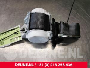 Usados Cinturón de seguridad izquierda detrás Volkswagen Jetta IV (162/16A) 1.2 TSI Precio € 25,00 Norma de margen ofrecido por van Deijne Onderdelen Uden B.V.