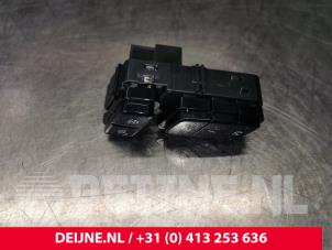 Used Electric seat switch Volvo V90 II (PW) 2.0 D4 16V Price € 25,00 Margin scheme offered by van Deijne Onderdelen Uden B.V.