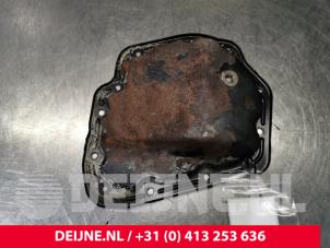 Used Sump Mercedes Vito (447.6) 1.6 109 CDI 16V Price € 54,45 Inclusive VAT offered by van Deijne Onderdelen Uden B.V.